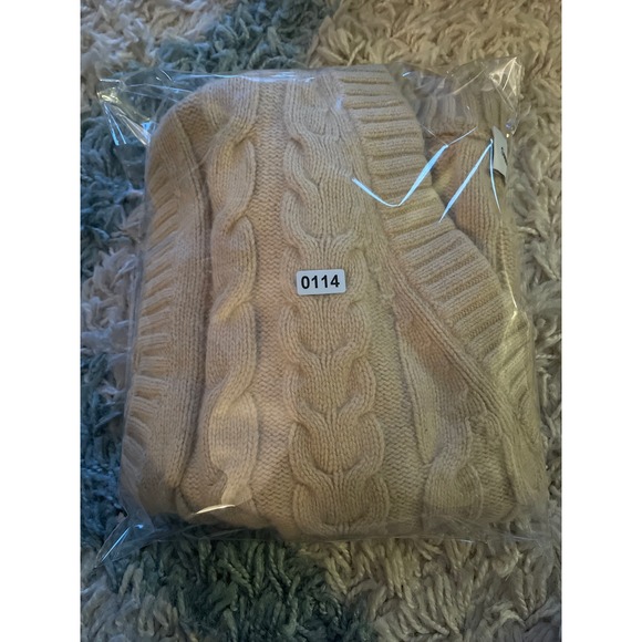 Aritzia Sunday Best Winston Merino Wool Cable Knit V-Neck Sweater Vest Small - Picture 7 of 7